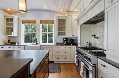 Vanderhorst Plantation House | 508 Bufflehead Drive by Akers Ellis Rentals