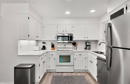 West Beach Cottage | 51 Inlet Cove Cottage by Akers Ellis Rentals