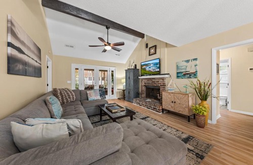 Tarpon Pond House | 515 Tarpon Pond Cottage