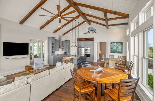 Saint Helena Island House | 517 Tarpon Blvd - The Sunset Fripp