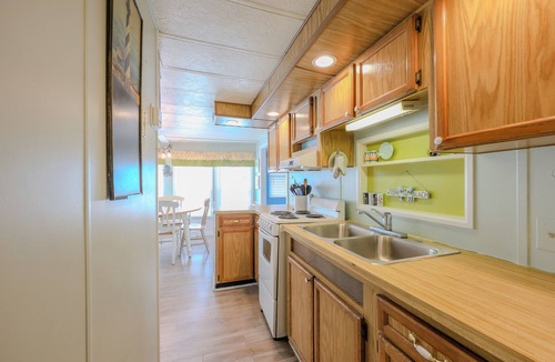 Myrtle Beach Cabin | 5228 Block 3- Sleeps 6