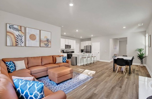 Port Wentworth House | 5kings Pool 100"TV+PS5 PickleBall Gym FishingPond