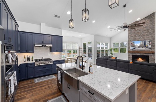 Raleigh House | ~6,000 Sq Ft/10-Bed Entertainment Home in NW Raleigh