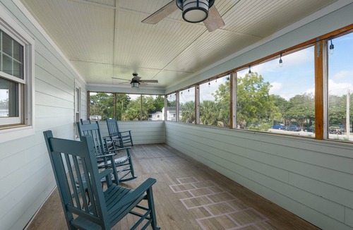 Sullivan's Island House | 6-bedroom house in fabulous Sullivan's Island with AC, WiFi