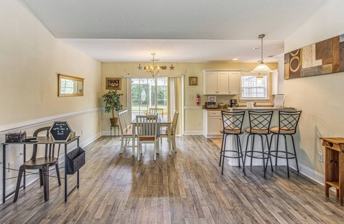 Conway House | 6 Mi to Dtwn Conway! Quiet Family Getaway w/Patio