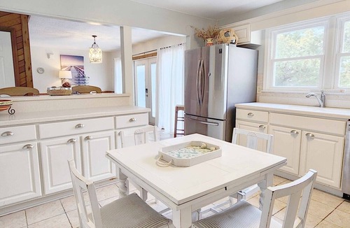 North Litchfield Beach House | 600 Steps, Great Family Beach House, Pet friendly & Close to Beach