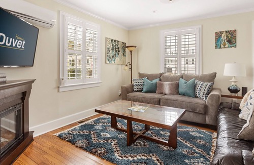 Downtown Charleston House | 62 Barre Street