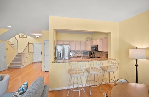 Bonito Boathouses House | 728 Bonito Road