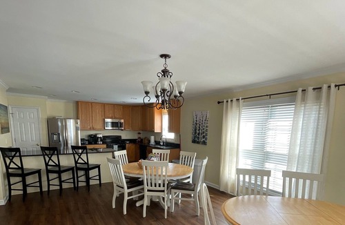 Windy Hill House | 7BR Outdoor Oasis - Brand New Pool, Waterfalls, Wet Pad, Putting Green, Hot Tub
