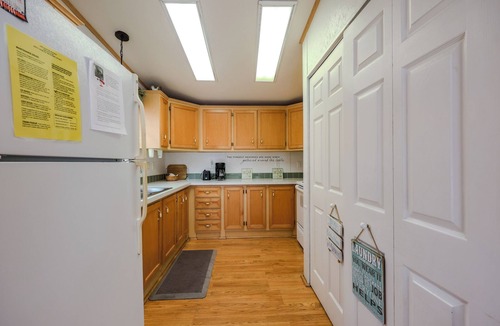 Myrtle Beach Cabin | 8137 Seascape- Sleeps 8
