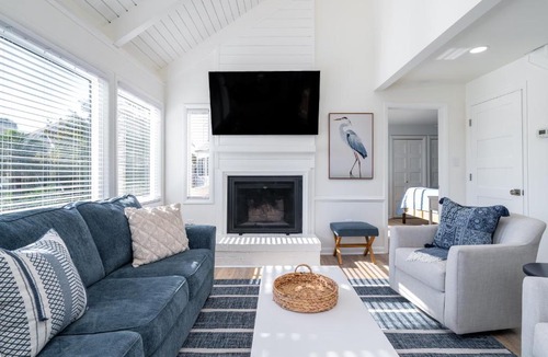 Sealoft Villas House | 940 Sealoft Villa