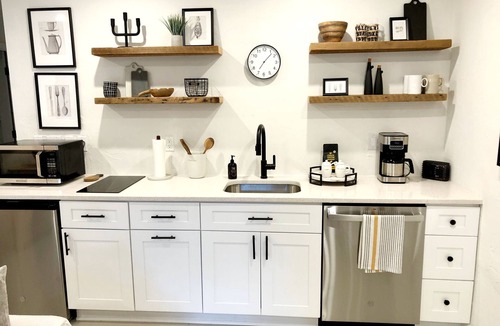 Charlotte House | Adorable 2-br guest suite minutes from SouthPark/Uptown
