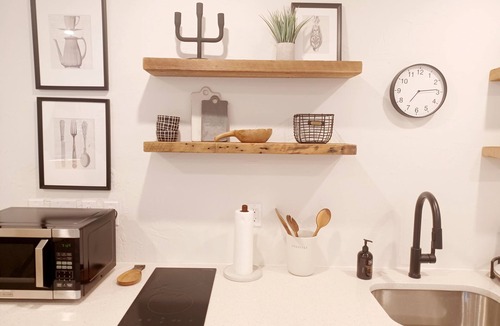 Charlotte House | Adorable 2-br guest suite minutes from SouthPark/Uptown