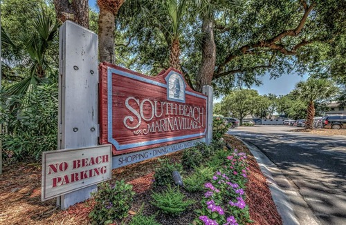 South Beach Villa | All New Sea Pines Villa Steps to the Beach and Tennis. Golf paradise