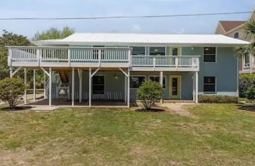 Long Bay Estates Cottage | Amazing Beach House Duplex w/Private Pool & Nearby Beach