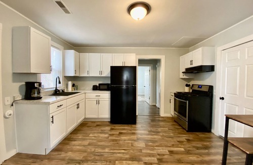 Beaufort Cottage | Anchors Away Cottage! Great Location - sleeps 4!