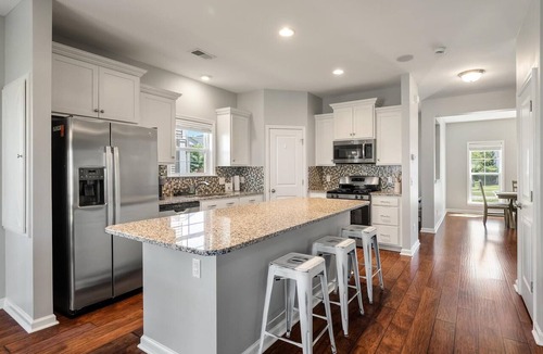 Johns Island House | Angel Oak Retreat – Elegant 3BR Johns Island Home, Near Beaches, Full Amenities