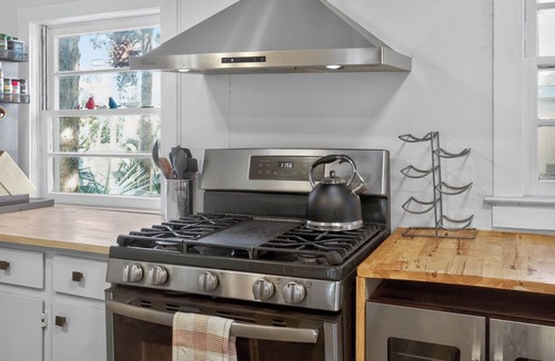 Folly Beach Cottage | Annabelle's Cottage - Escape to Folly