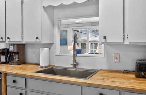 Folly Beach Cottage | Annabelle's Cottage - Escape to Folly