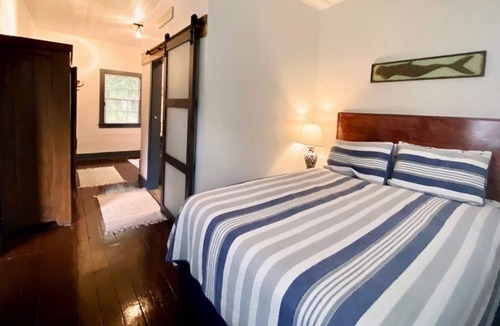 Sullivan's Island Cottage | Attached guest cottage/studio one short block from the beach.