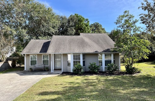 Mount Pleasant House | August Sale! Minutes from the islands, shops, parks, and downtown!