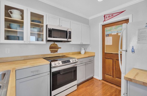 Isle of Palms Condo | Award-Winning Resort Amenities | Racquet Club Villa 28