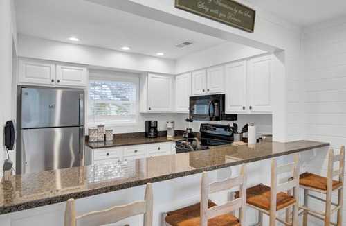 Pelican Bay House | Award-Winning Resort Amenities | Pelican Bay 38