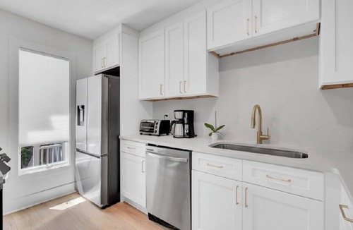 Twin Oaks Condo | Award-Winning Resort Amenities | Racquet Club Villa 22