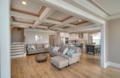Atlantic Beach House | Baileys Blue Ocean View