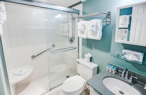 Litchfield by the Sea Apartment | Beach Bound 3rd Floor Resort View Lodge Room