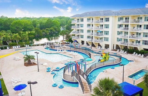 North Litchfield Beach Apartment | Beach Getaway with Lazy River & Golf Acces