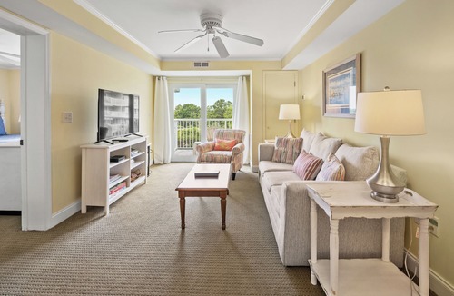 North Litchfield Beach Condo | Beach Resort Condo! Perfect Getaway pets/pool/golf