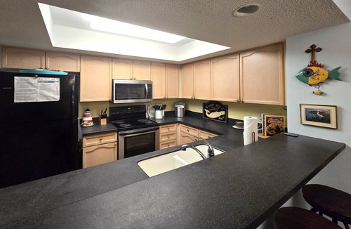 Folly Beach Condo | Beachfront! Charleston Oceanfront Villa 2Poosl Beachfront Covered deck Elevator