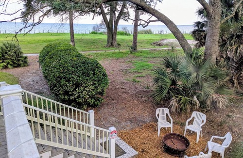 Melrose on the Beach Apartment | Beachfront Spa Apartment with Jetted Tub and Steam Shower on Daufuskie Island