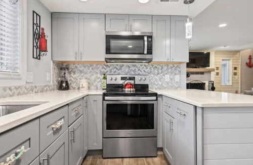 Ocean Drive Cottage | Beachside Cottage with Private Patio - Steps to Beach & Main Street