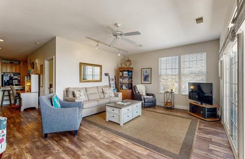 Folly Beach House | Beachwalk Villas 23