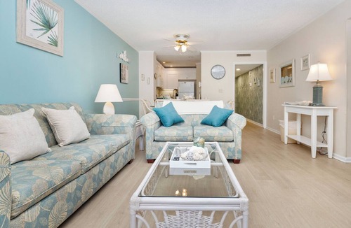 Briarcliffe Acres Apartment | Beautiful 2 Bedroom Tennis Villa in Ocean Creek