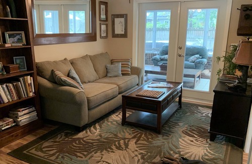 Lincolnville House | Beautiful 2 story house in Summerville. Sleeps 4 and short haired dogs allowed.