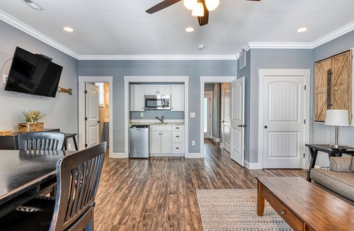Surfside Beach House | Beautiful 5 Bedroom, 6 1/2 Bath Dog Friendly Home w/Private Pool