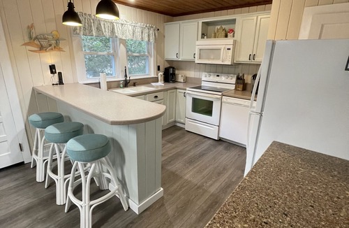 Windy Hill House | Beautiful Beach House in Popular Windy Hill Beach! 2 Minute Walk To Beach!