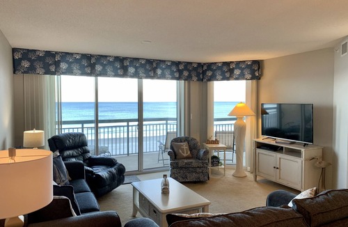 Ocean Drive Condo | BEAUTIFUL BEACHFRONT Condo- Quiet Pool Hot Tub Lazy River Aug SPECIALS