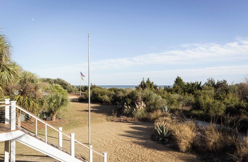 Sullivan's Island House | Beautiful Beachfront Home on Sullivan's Island!
