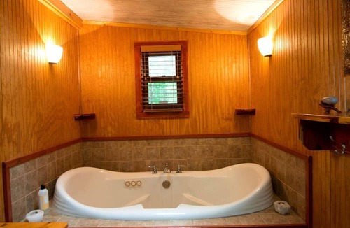 Southmont Cabin | Beautiful Private Cabin Nestled on Premiere Retreat Center, North Carolina