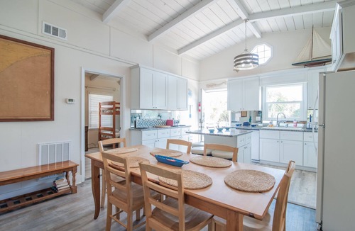 Litchfield by the Sea House | Bella Luna Private pool 7BR steps to beach