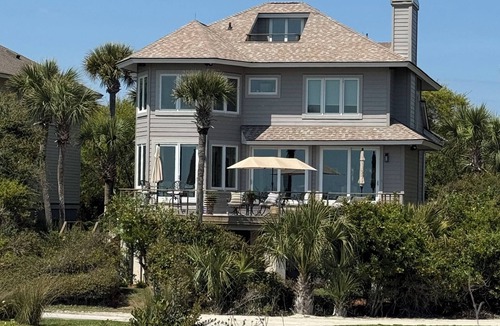 Kiawah Island House | Best Location On Kiawah Island. Amazing oceanfront home! Perfect for families.