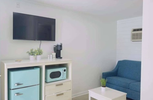 Downtown Myrtle Beach Apartment | Boutique on the beach, Studio #124 + Pool