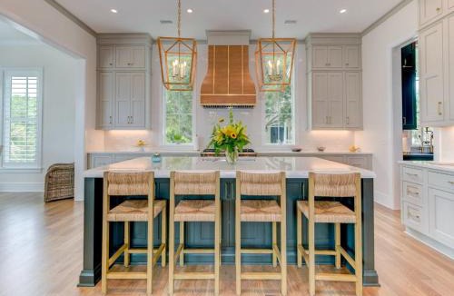 Isle of Palms House | Brand New Luxury 6 bedrooms, 7.5 bathrooms, pool, spa, elevator, ocean views