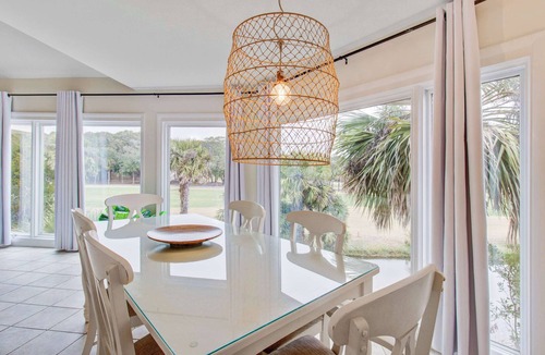 Spinnaker Beachhouses House | Bright villa with lagoon & fairway views - walk to the beach & golf
