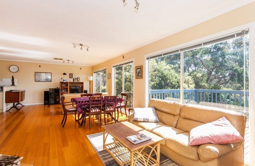 Anglesea House | Bushlark