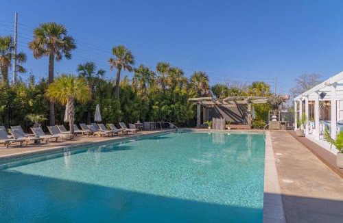 Cannonborough Elliotborough House | Cabana House at Casa Zoe